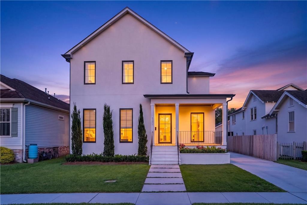 6371 LOUIS XIV Street