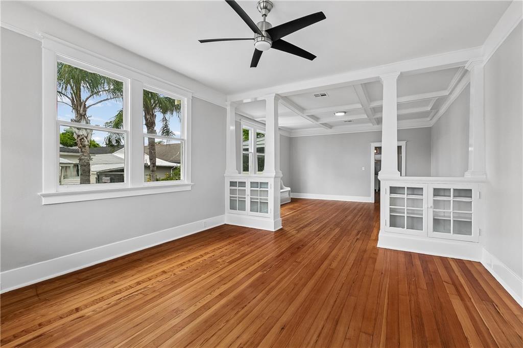 1021 23 N LOPEZ Street