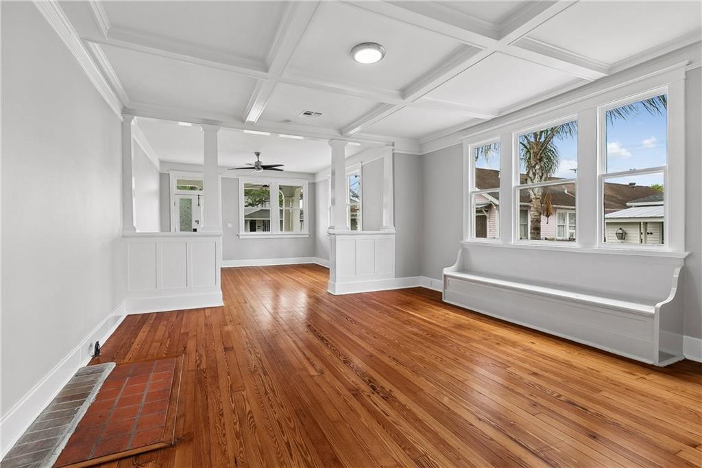 1021 23 N LOPEZ Street