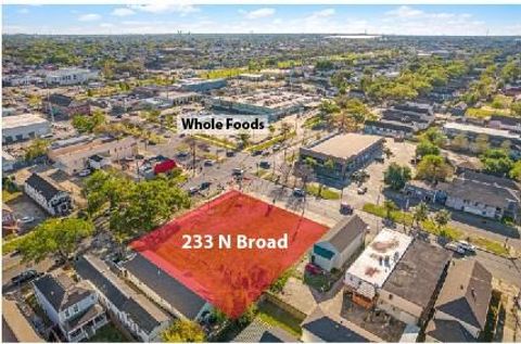 233 N BROAD Street New Orleans LA 70119