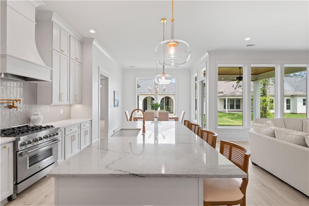 Covington, Louisiana 70433, United States, 4 Bedrooms Bedrooms, ,3 BathroomsBathrooms,Residential,Active,447