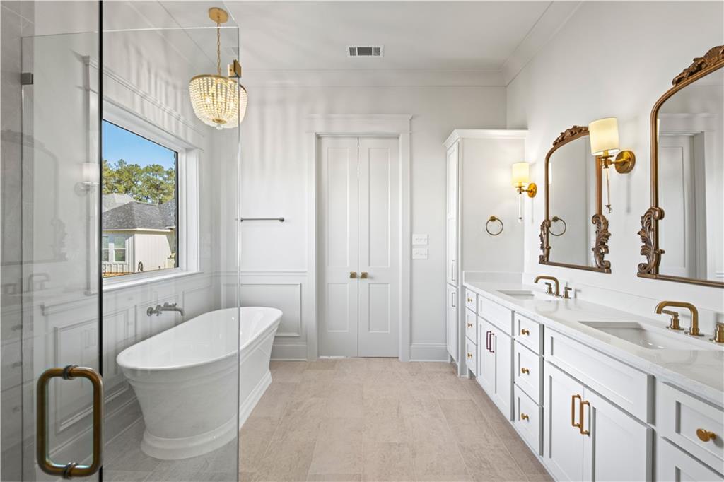 Covington, Louisiana 70433, United States, 4 Bedrooms Bedrooms, ,3 BathroomsBathrooms,Residential,Active,447