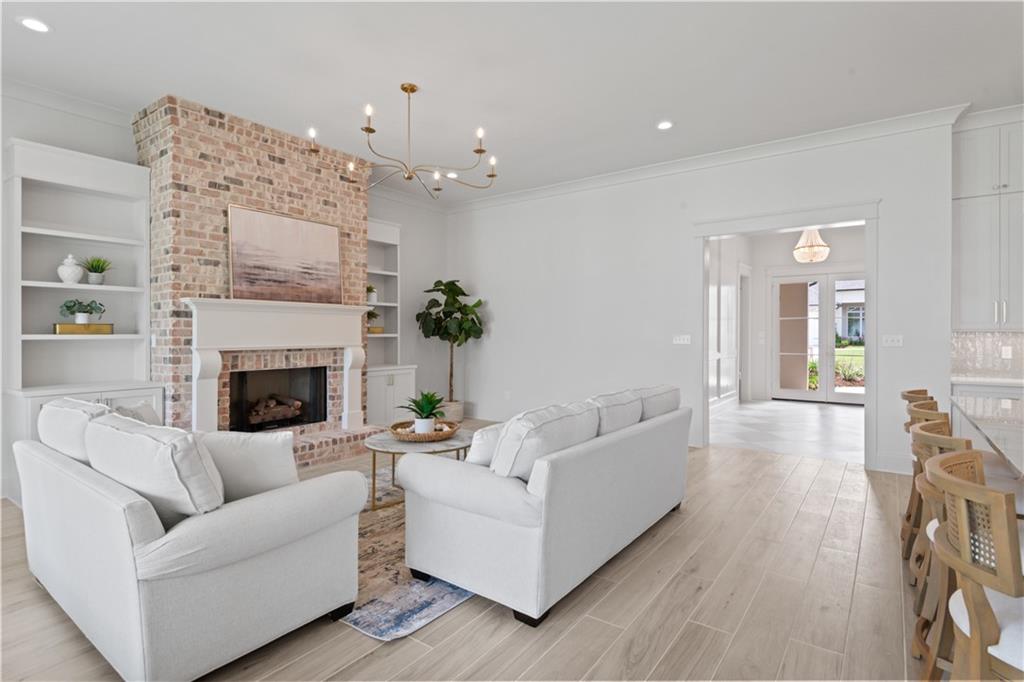 4221 CYPRESS POINT Drive