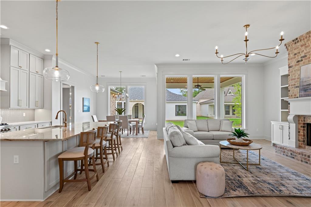 Covington, Louisiana 70433, United States, 4 Bedrooms Bedrooms, ,3 BathroomsBathrooms,Residential,Active,447