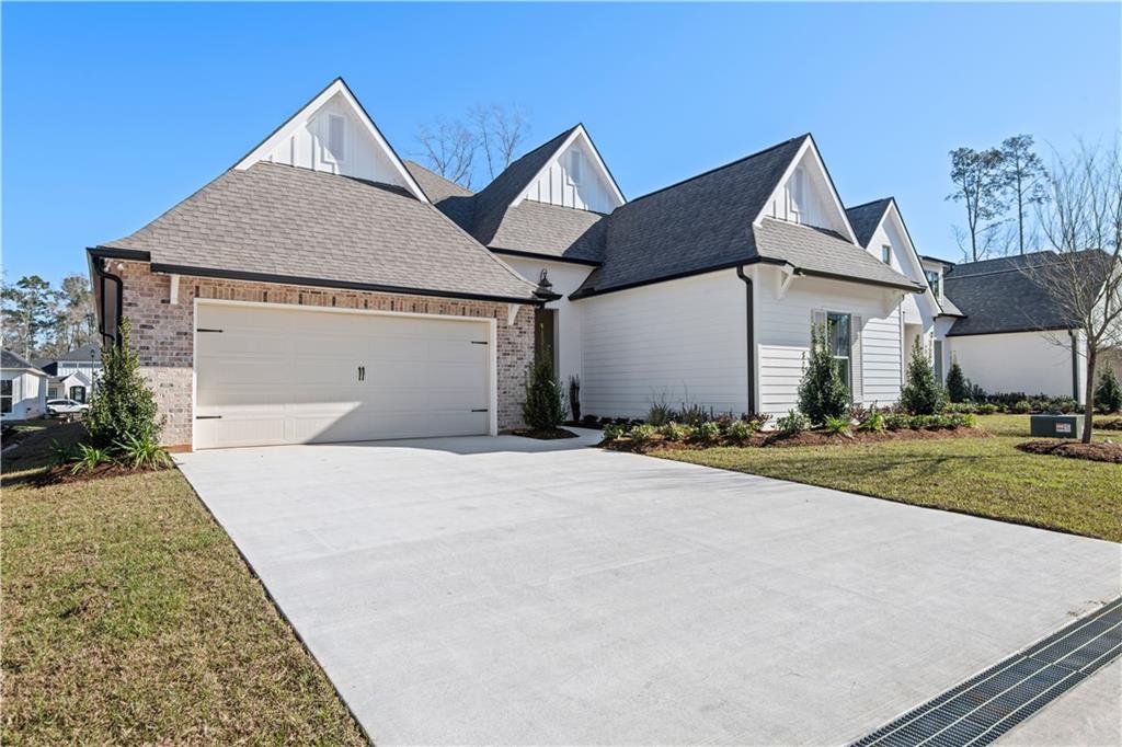 Covington, Louisiana 70433, United States, 4 Bedrooms Bedrooms, ,3 BathroomsBathrooms,Residential,Active,447