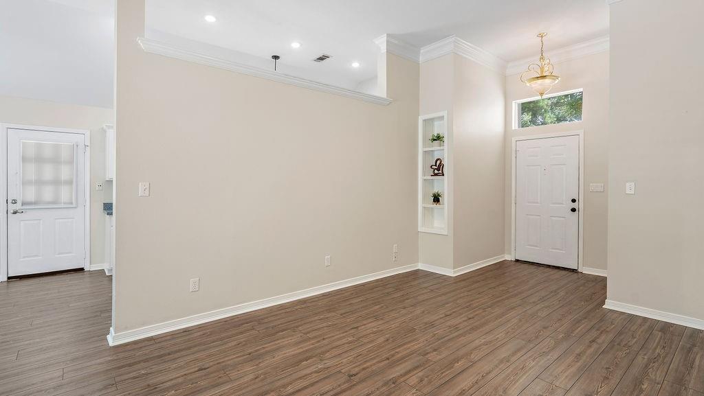 2343 DOE Court