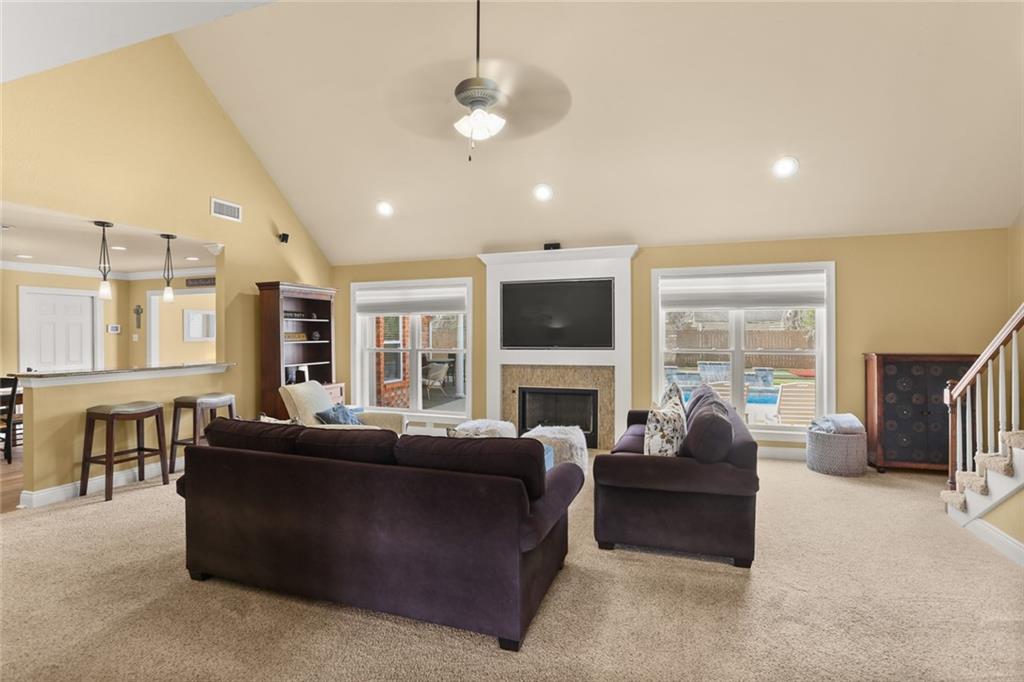 27 BOCAGE Drive