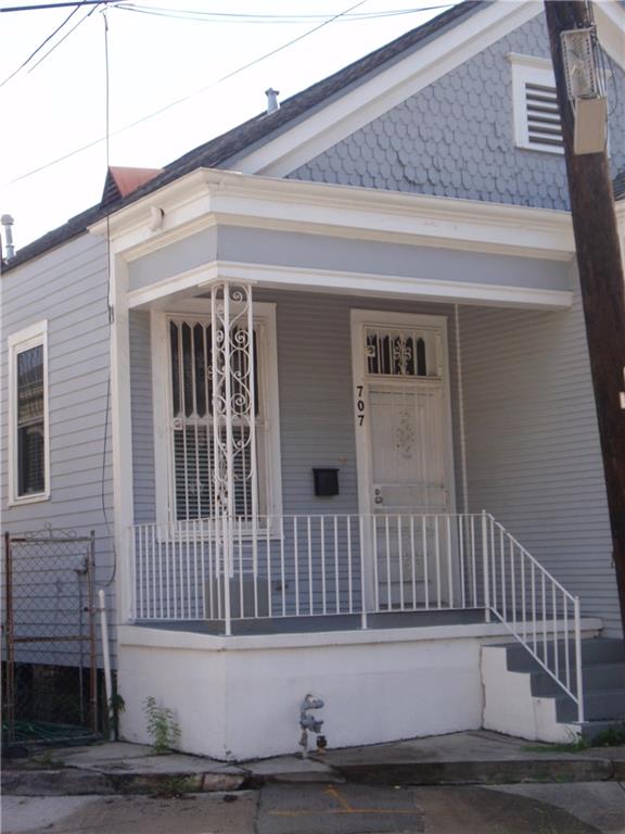 New Orleans, Louisiana 70130, United States, 2 Bedrooms Bedrooms, ,1 BathroomBathrooms,Residential,Active,45267