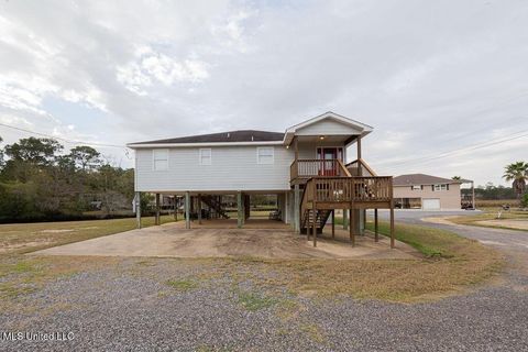 16033 DENNIES Drive Pearlington MS 39572