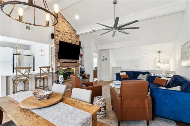 704 OLD METAIRIE Drive