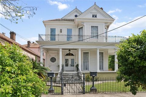 Photo of 1731 SECOND Street, New Orleans, LA 70113 (MLS # 2551800)