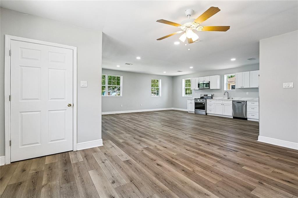1663 SHIRLEY Drive