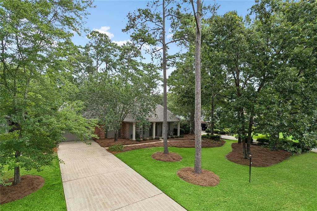 106 BLUE HERON Drive