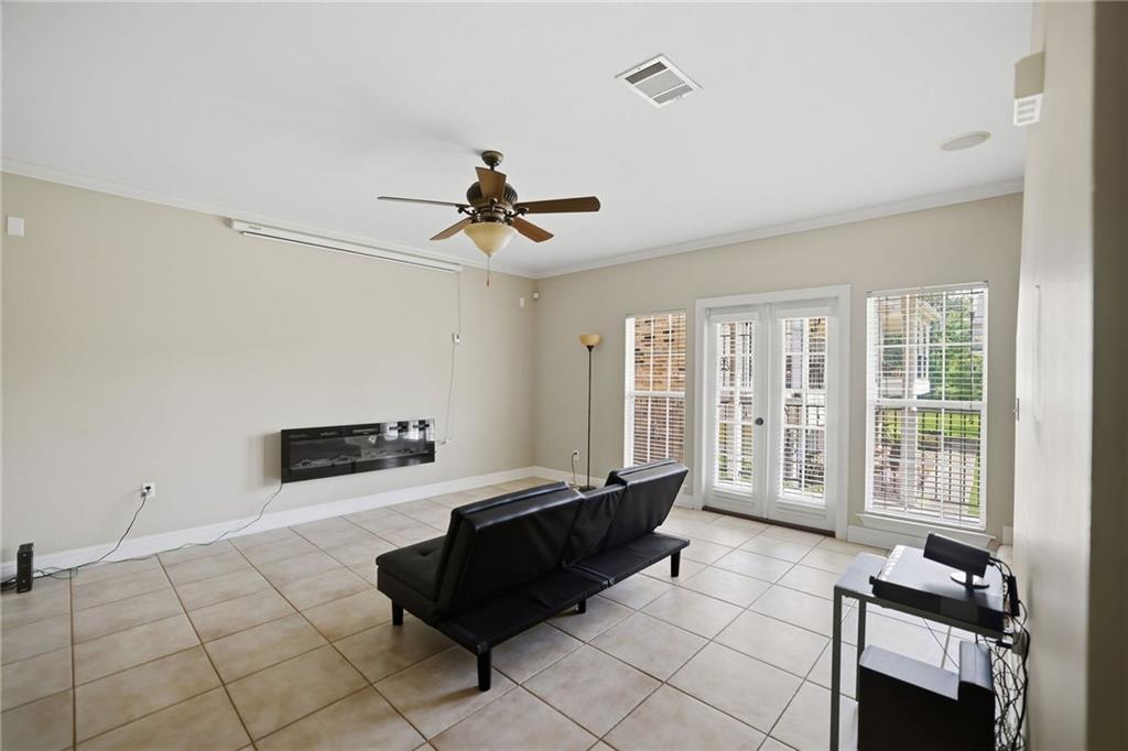 19320 RIVERVIEW Court 100