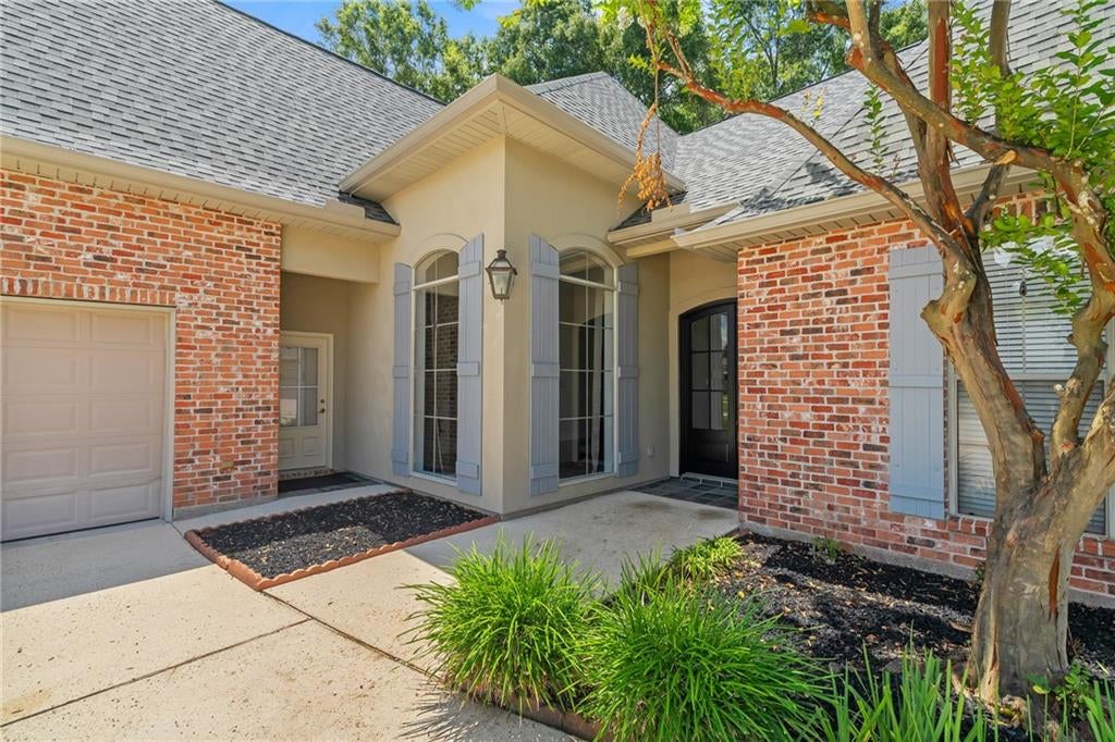 222 RED FOX RUN Boulevard