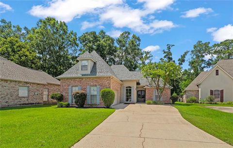 Photo of 222 RED FOX RUN Boulevard, Madisonville, LA 70447 (MLS # 2566293)