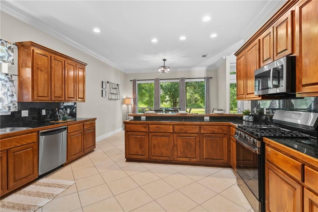222 RED FOX RUN Boulevard