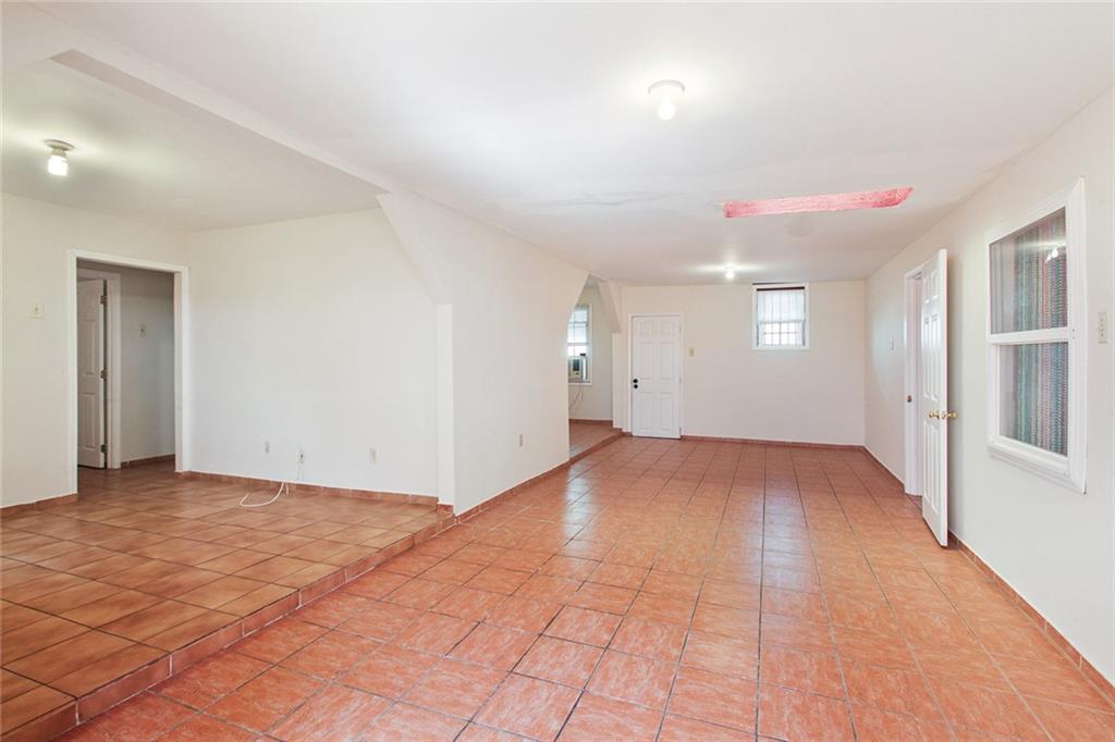 New Orleans, Louisiana 70122, United States, 3 Bedrooms Bedrooms, ,3 BathroomsBathrooms,Residential,Active,58996