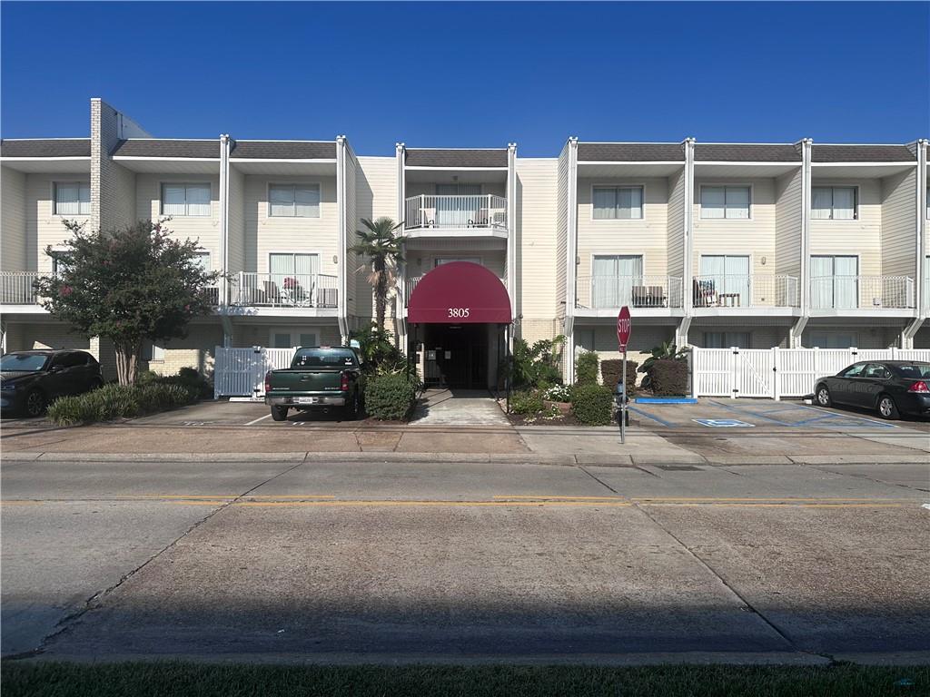 View Metairie, LA 70006 condo
