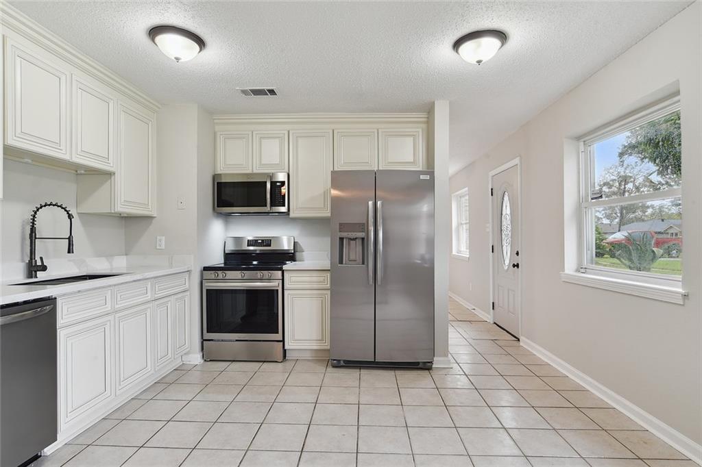 2808 PRITCHARD Road