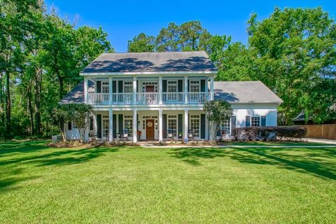 Photo of 6006 WALDEN Place, Madisonville, LA 70448 (MLS # 2558640)