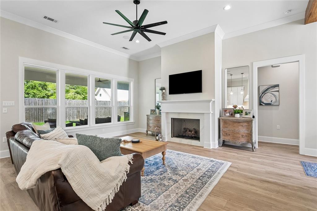 6412 COPPER VALLEY
