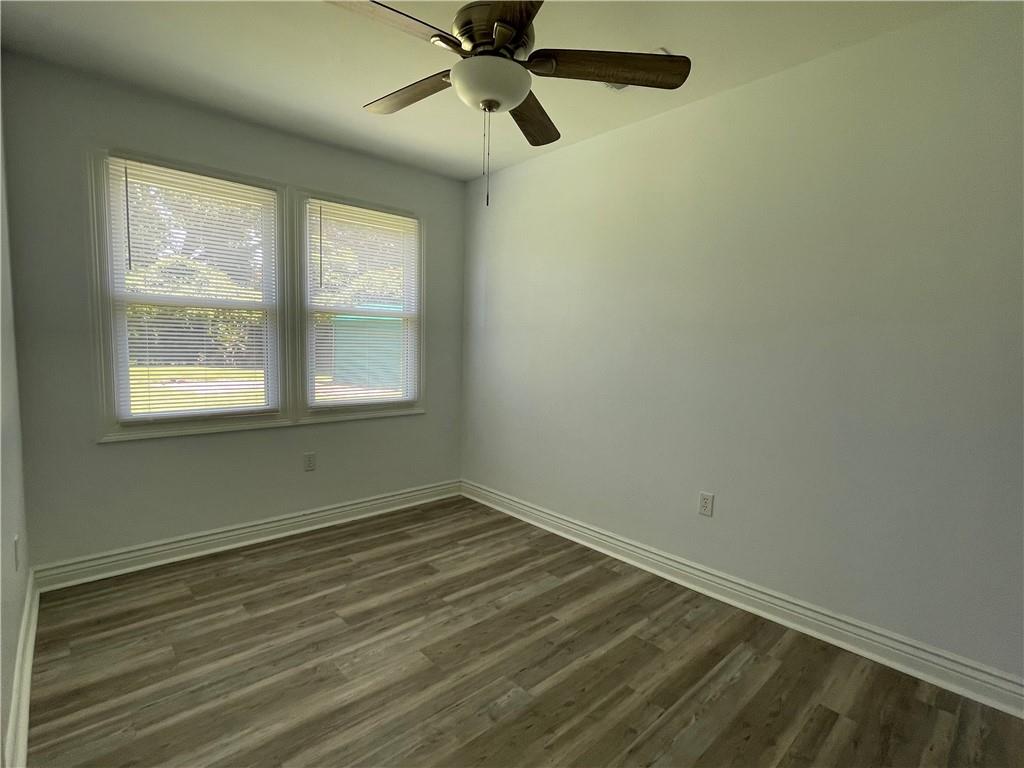 26 HENNESSEY Court