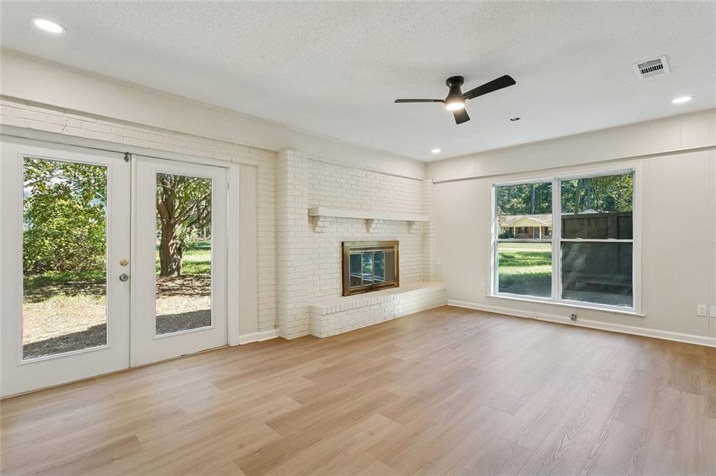 24 HICKORY Drive