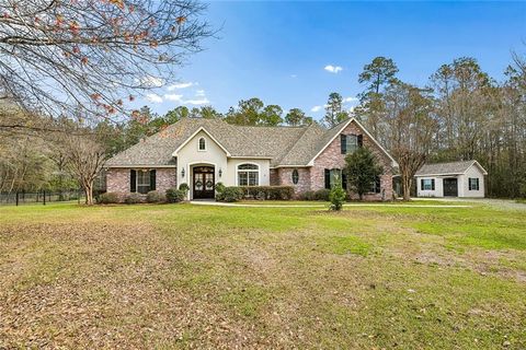 236 STEPHANIE Lane Covington LA 70435
