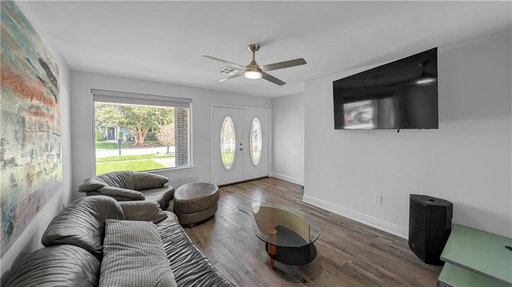 41 W PAMELA Place