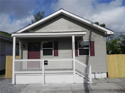 2321 SEMINOLE Place New Orleans LA 70125