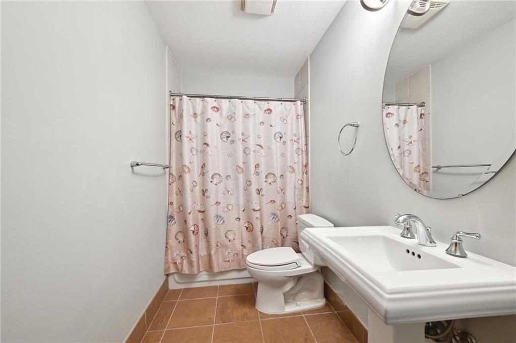 450 JOHN CHURCHILL CHASE Street 205