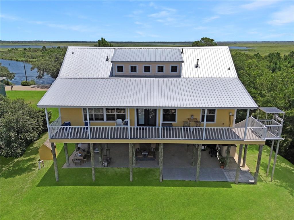 419 CARR Drive