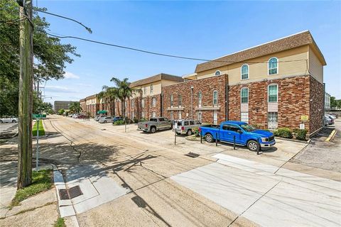 Photo of 3320 N ARNOULT Road #122, Metairie, LA 70002 (MLS # 2561288)