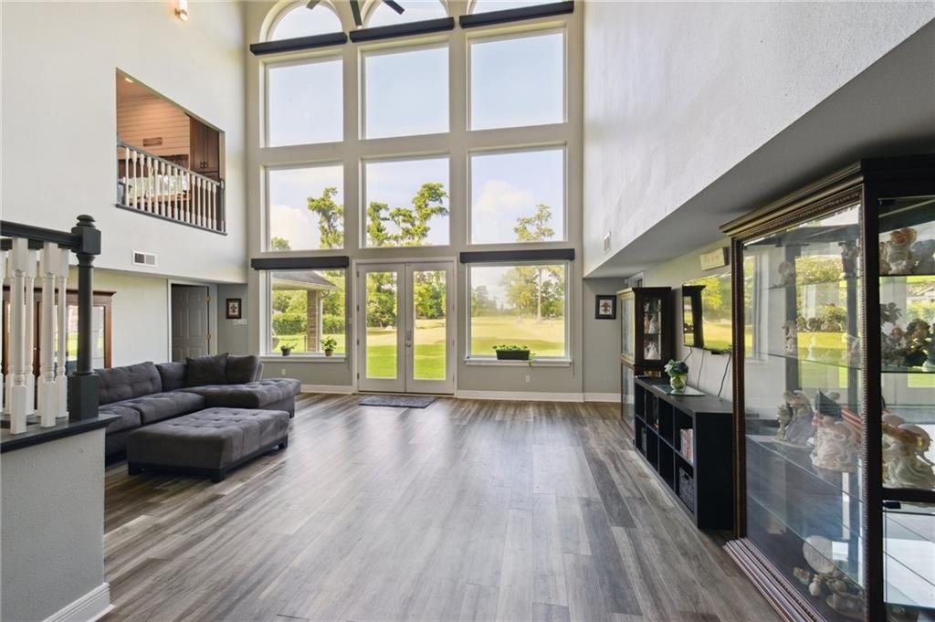 91 ROSEDOWN Drive