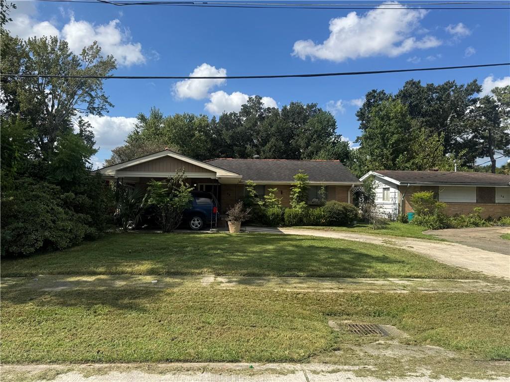 36 BEAUREGARD Drive