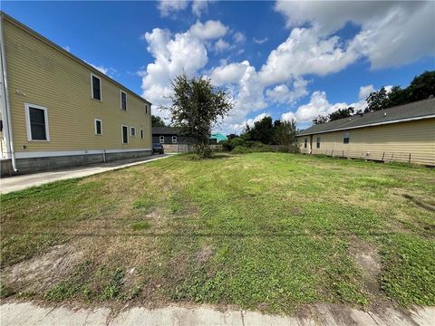 1316 GORDON Street New Orleans LA 70117