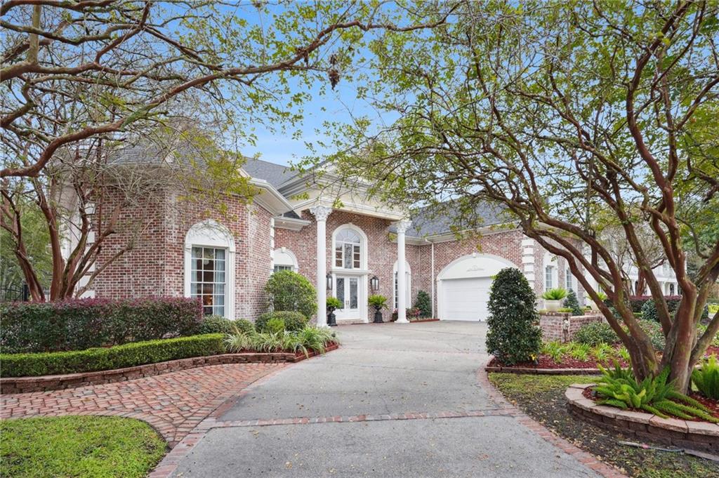 104 CHATEAU ST MICHEL Drive