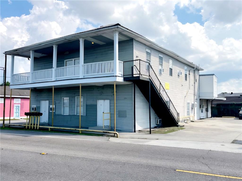 Photo 1 of 7 — 4200 4TH Street E, Marrero, LA 70072