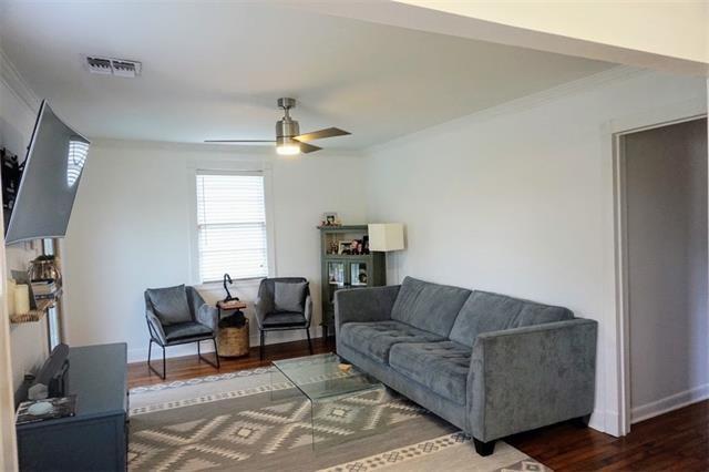 712 METAIRIE LAWN Drive