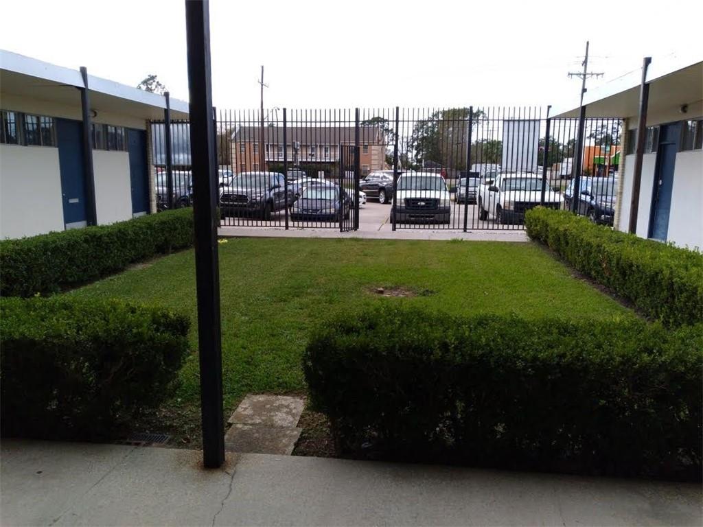 1942 WILLIAMS Boulevard