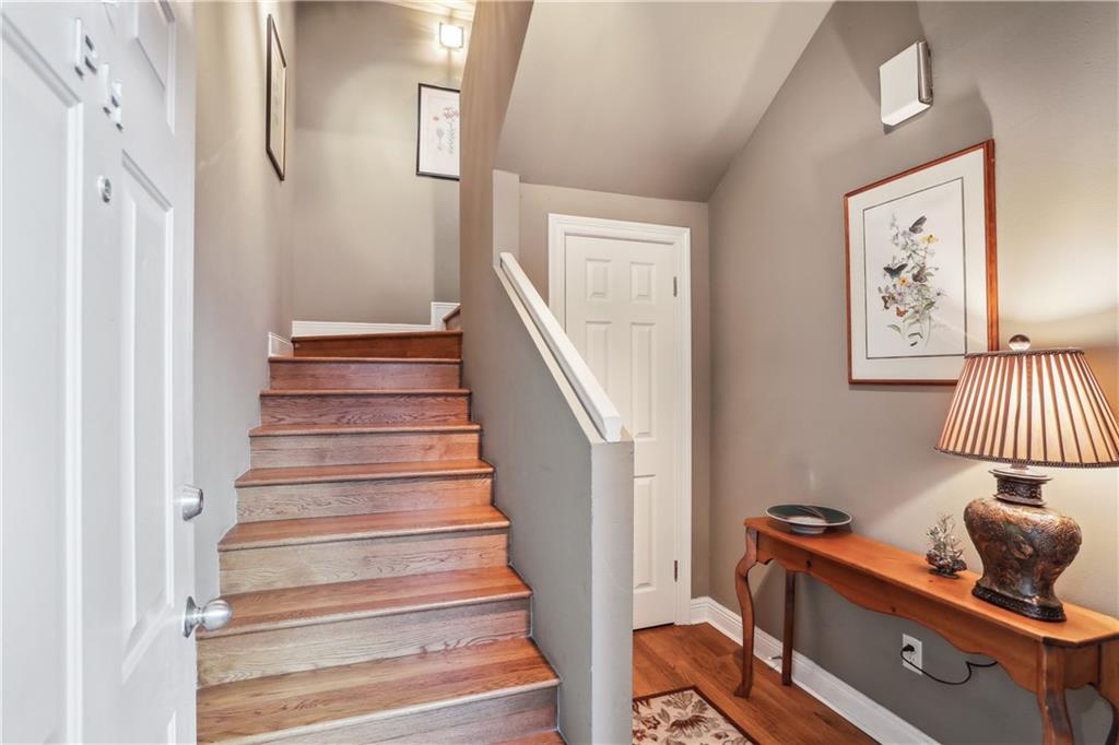 760 MAGAZINE Street PH