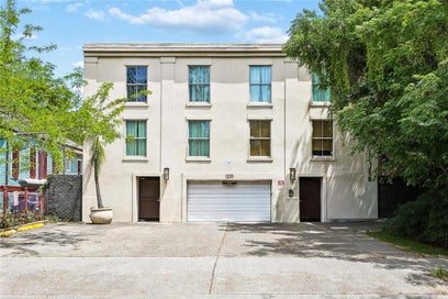 1233 ESPLANADE Avenue 17 New Orleans LA 70116