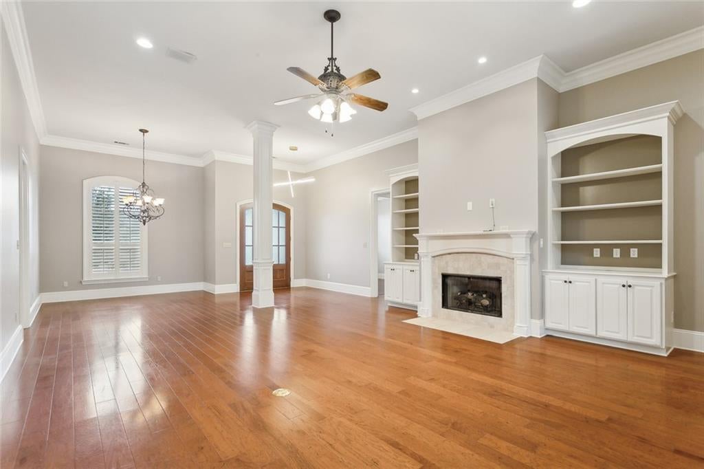 564 EVERGREEN Drive