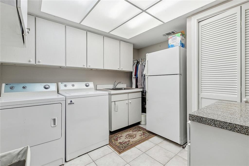 Kenner, Louisiana 70065, United States, 3 Bedrooms Bedrooms, ,3 BathroomsBathrooms,Residential,Active,16794