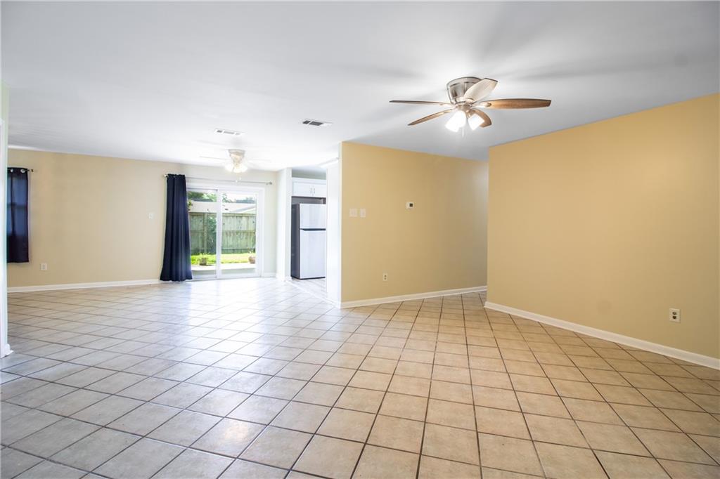 1200 BELLEVUE Drive
