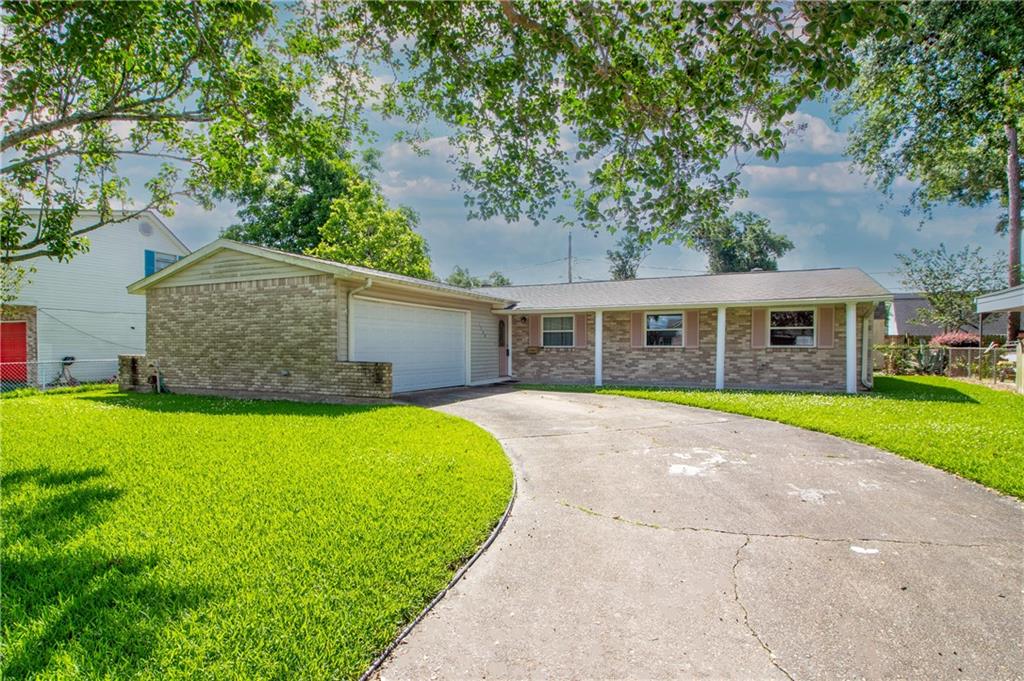 1200 BELLEVUE Drive