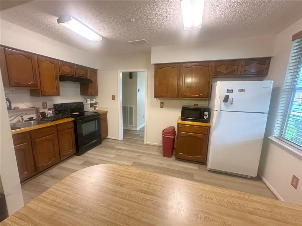 609 TUCKER Avenue