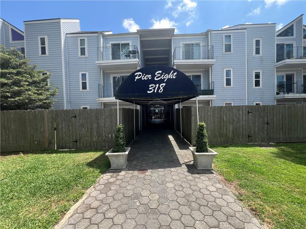 Photo 1 of 24 — 318 LAKE MARINA Avenue 305, New Orleans, LA 70124