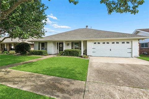 Photo of 7309 WINDSOR Drive, Harahan, LA 70123 (MLS # 2561307)